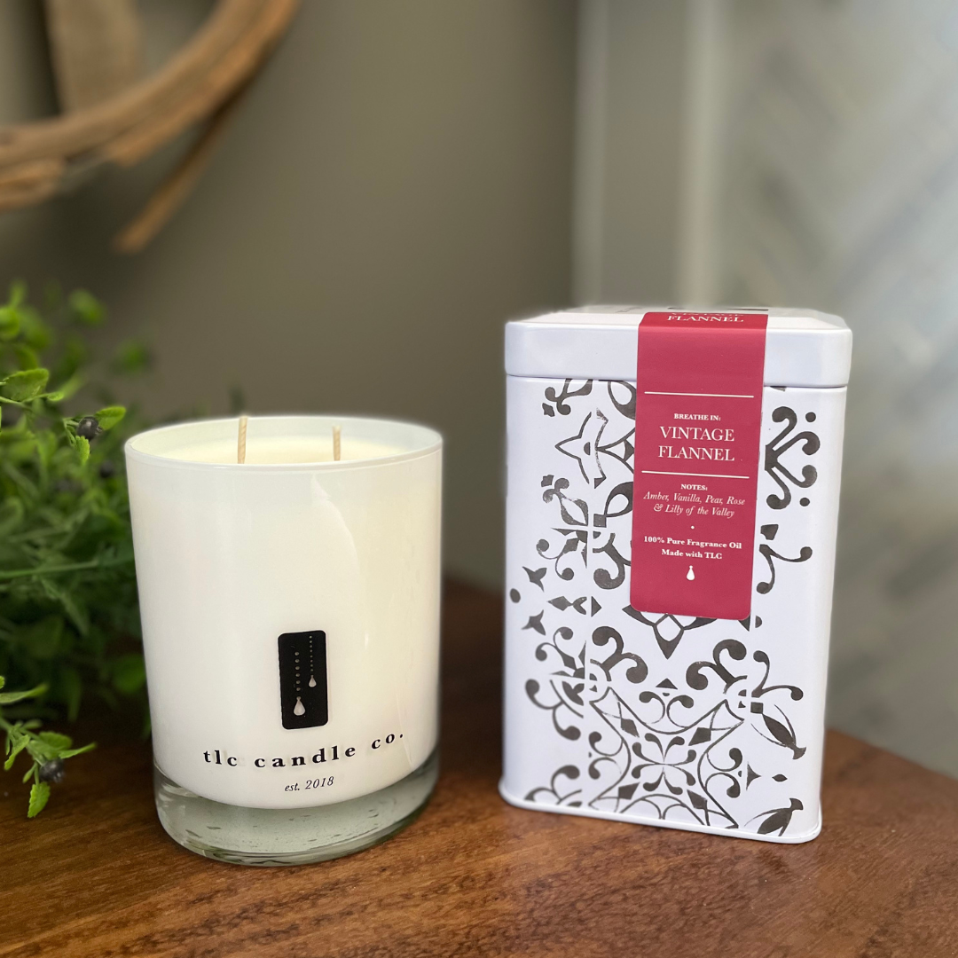 Vintage Flannel - Amber Vanilla and Pear Soy Candle